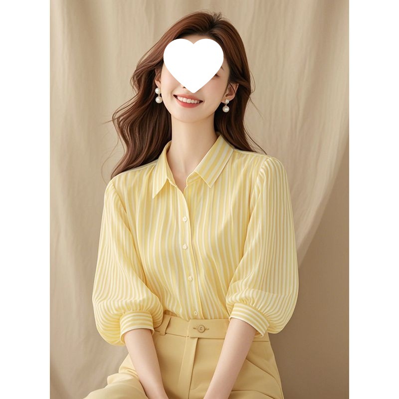 New French-style Petite Top With An Elegant Vibe
